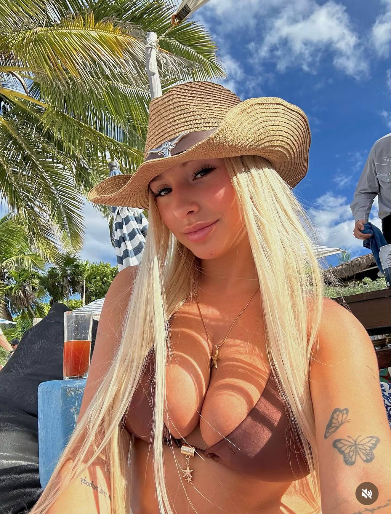 OnlyFans creator managed by TopStar MGMT